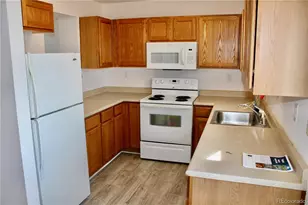 3003 Rose Hill St, Strasburg, CO 80136 - Photo 9