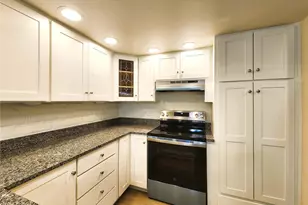 4640 S Akron St, Greenwood Village, CO 80111 - Photo 13
