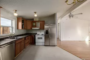 9088 Fontaine St, Denver, CO 80260 - Photo 9