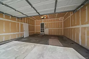 12182 E 2nd Dr., Aurora, CO 80011 - Photo 31