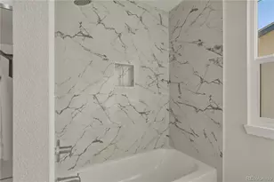 1351 S Peoria Ct, Aurora, CO 80012 - Photo 31