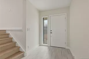 1351 S Peoria Ct, Aurora, CO 80012 - Photo 3