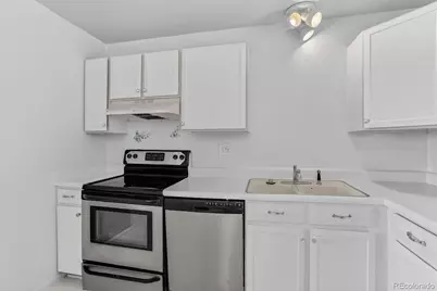 2117 S Wadsworth Boulevard, Lakewood, CO 80227 - Photo 11