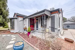 2520 Locust St, Denver, CO 80207 - Photo 3