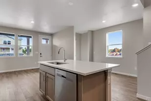 22514 E 6th Pl, Aurora, CO 80018 - Photo 9