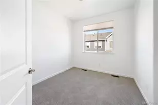 1828 S Poplar Ct, Denver, CO 80224 - Photo 7