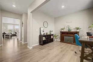 15704 Roslyn St, Thornton, CO 80602 - Photo 3