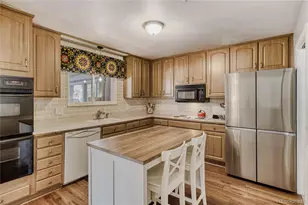 9871 Melody Dr, Northglenn, CO 80260 - Photo 7