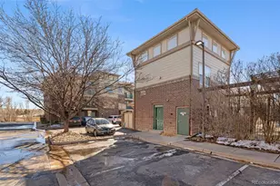 3884 S Dallas Cir, Aurora, CO 80014 - Photo 31