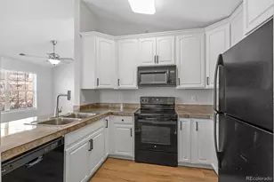 3884 S Dallas Cir, Aurora, CO 80014 - Photo 9