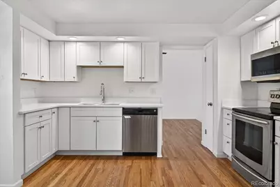 6584 S Clermont Court, Centennial, CO 80121 - Photo 9