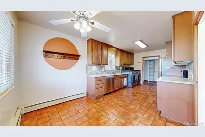 359 Quentin Street, Aurora, CO 80011 - Photo 5