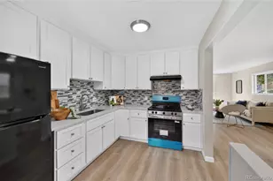 1160 Vaughn St, Aurora, CO 80011 - Photo 11