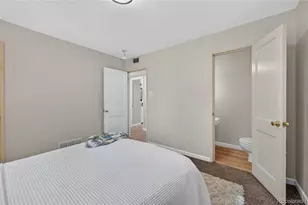 1160 Vaughn St, Aurora, CO 80011 - Photo 15