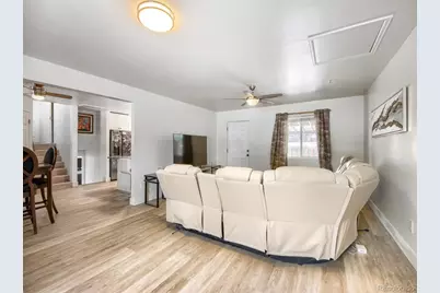 15562 E Bails Drive, Aurora, CO 80017 - Photo 5