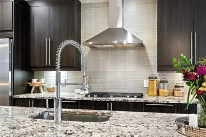 2077 S Clayton Street, Denver, CO 80210 - Photo 13