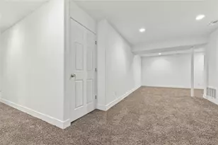 3903 S Quemoy Way, Aurora, CO 80018 - Photo 37