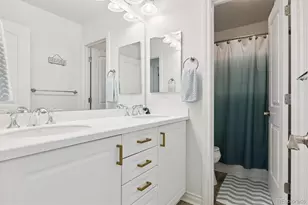 6758 S Riverwood Way, Aurora, CO 80016 - Photo 25