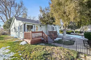 577 S Main St, Elizabeth, CO 80107 - Photo 3