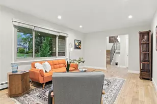6528 E Milan Pl, Denver, CO 80237 - Photo 5
