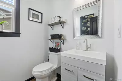 10059 Southlawn Circle, Commerce City, CO 80022 - Photo 17