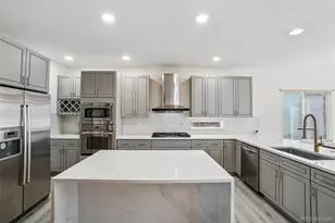 22668 E Lake Pl, Centennial, CO 80015 - Photo 3