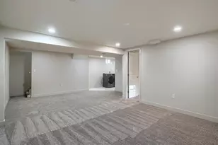 3699 Grape St, Denver, CO 80207 - Photo 19