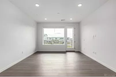 6153 N Ceylon Street #202, Denver, CO 80019 - Photo 9