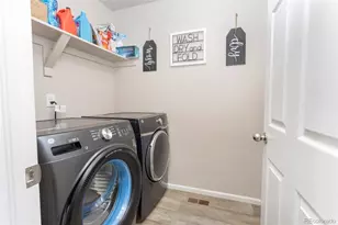 15803 E Warner Dr, Denver, CO 80239 - Photo 19