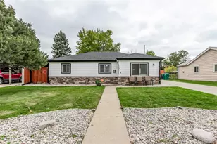 1224 Xanadu St, Aurora, CO 80011 - Photo 1