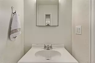 1224 Xanadu St, Aurora, CO 80011 - Photo 19