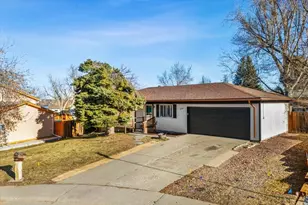 3726 S Lewis Ct, Denver, CO 80235 - Photo 3