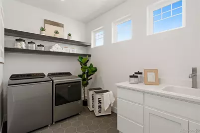 3691 N Buchanan Court, Aurora, CO 80019 - Photo 25