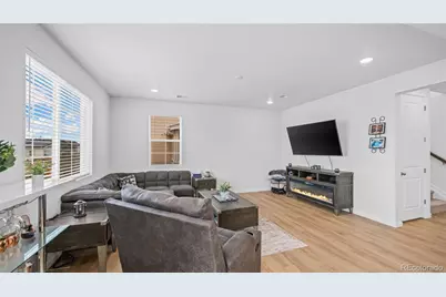 24770 E 39th Avenue, Aurora, CO 80019 - Photo 9