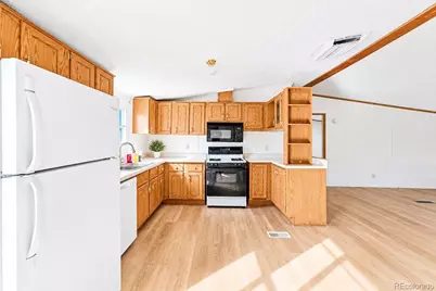 10201 Riverdale Rd #8, Thornton, CO 80229 - Photo 11