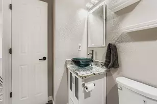 18751 E Arkansas Pl, Aurora, CO 80017 - Photo 11