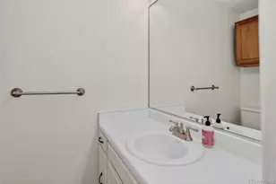 13184 E Linvale Pl, Aurora, CO 80014 - Photo 11