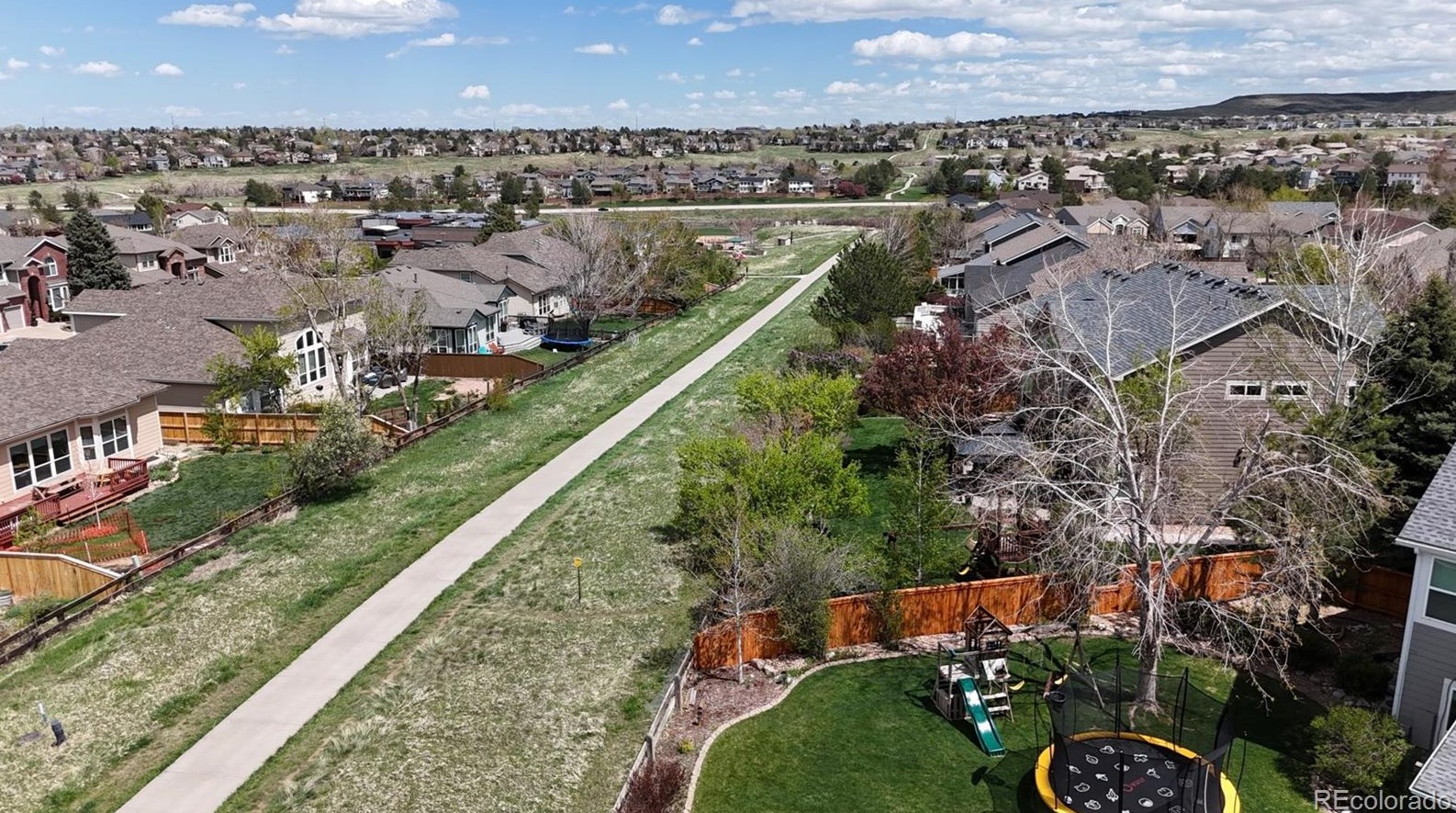 10078 Glenstone Cir, Littleton CO  80130-8019 exterior