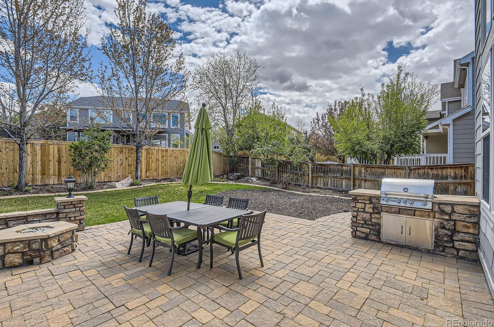 10078 Glenstone Cir, Littleton CO  80130-8019 exterior