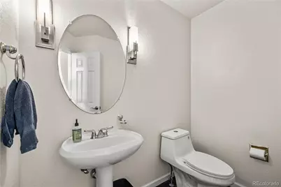 8382 E Amherst Circle, Denver, CO 80231 - Photo 25