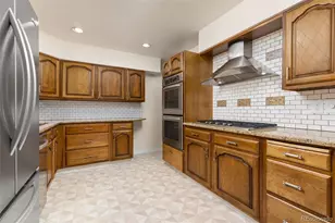 3064 S Zurich Ct, Denver, CO 80236 - Photo 11
