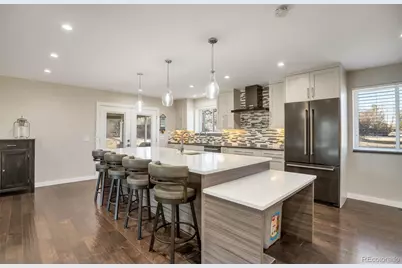 6221 S Logan Court, Centennial, CO 80121 - Photo 9