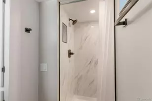 6221 S Logan Ct, Centennial, CO 80121 - Photo 21