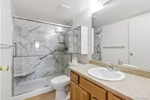 13850 E Marina Dr, Aurora, CO 80014 - Photo 25