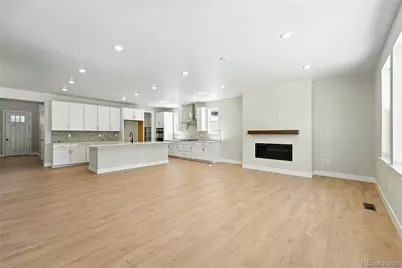 1672 Fox Trotter Point, Castle Rock, CO 80104 - Photo 9