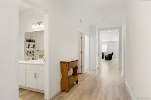 86 S Vandriver Wy, Aurora, CO 80018 - Photo 3