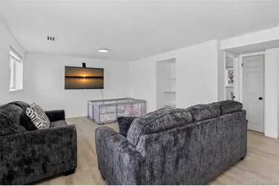 690 S Newark Court, Aurora, CO 80012 - Photo 13