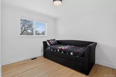 690 S Newark Court, Aurora, CO 80012 - Photo 11