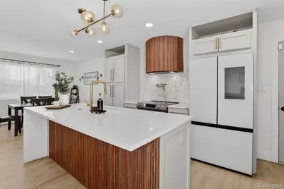 690 S Newark Court, Aurora, CO 80012 - Photo 3