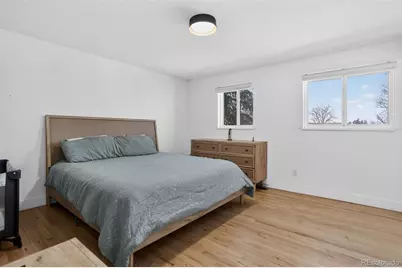 690 S Newark Court, Aurora, CO 80012 - Photo 7